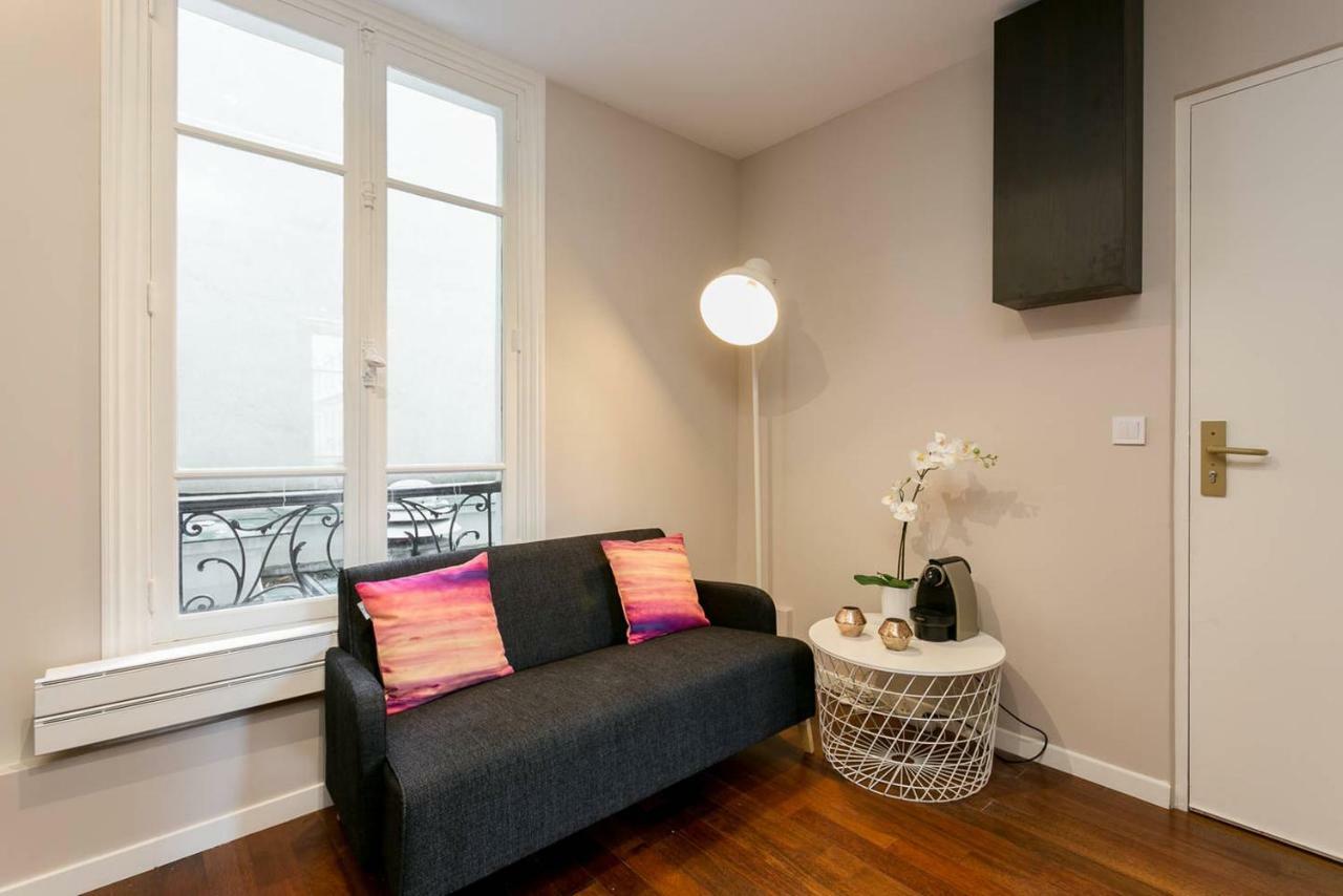דירות פריז Charmant Studio Neuf Proche Des Invalides מראה חיצוני תמונה